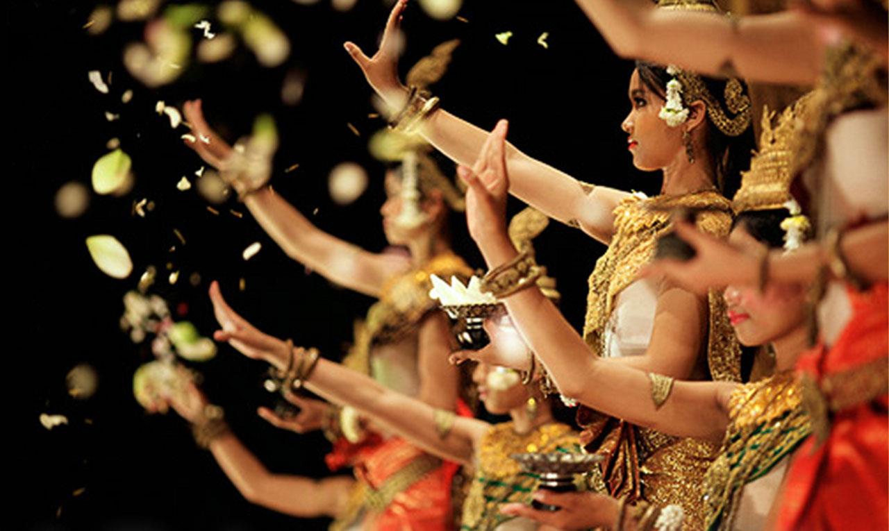 Capture the authentic charm of Siem Reap’s cultural scene